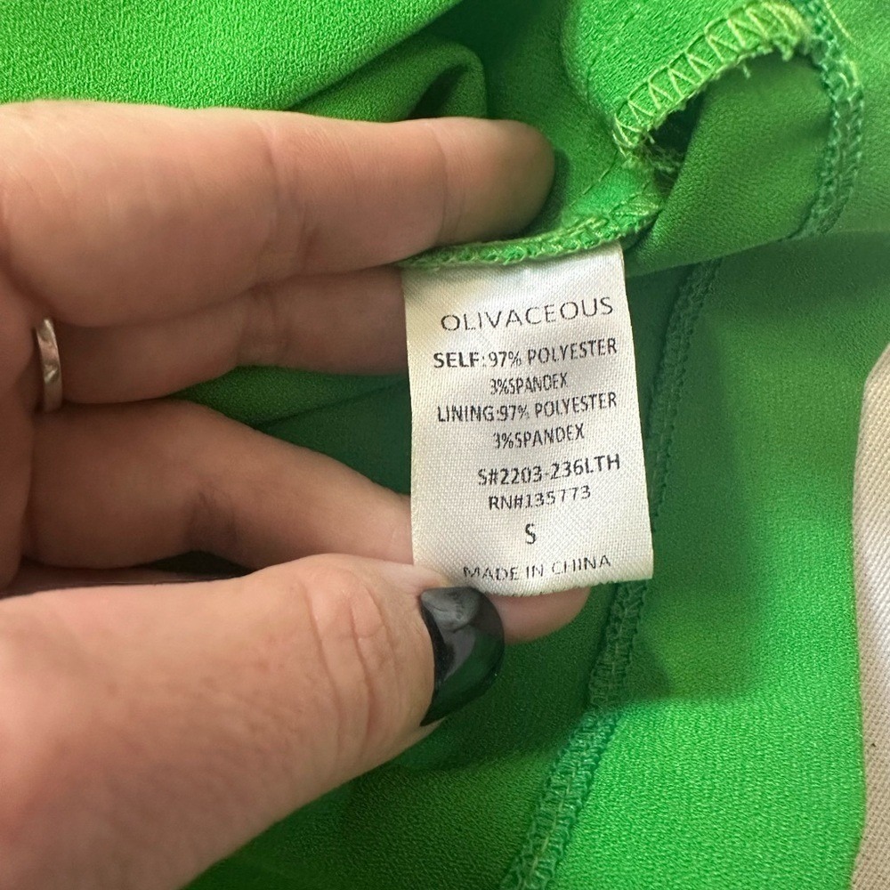 Olivaceous Chic Emerald‎ Breeze Ruffle Tank Womens Size Small - Summer Staple - Picture 6 of 9